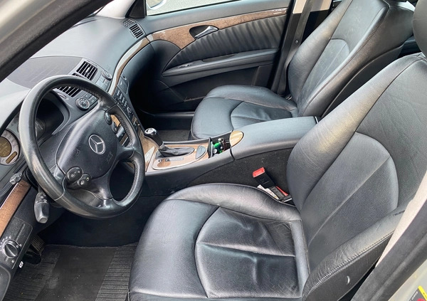 Mercedes-Benz Klasa E cena 28500 przebieg: 344000, rok produkcji 2008 z Szczecinek małe 191